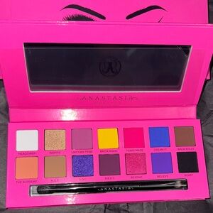 Anastasia Beverly Hills Eyeshadow Palette - alyssa edwards